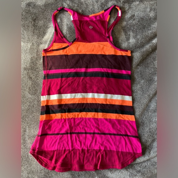 Lululemon Refresh Racer Tank - Size 4 - Picture 3 of 4